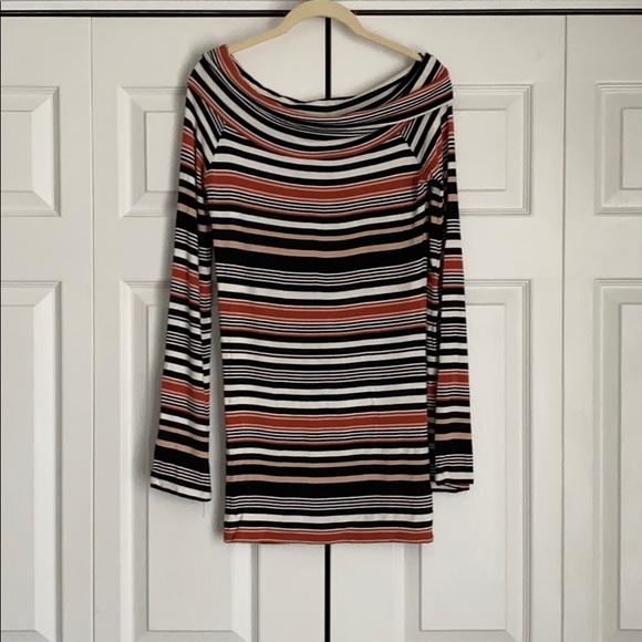 Women’s free people off the shoulder top. - Picture 1 of 3